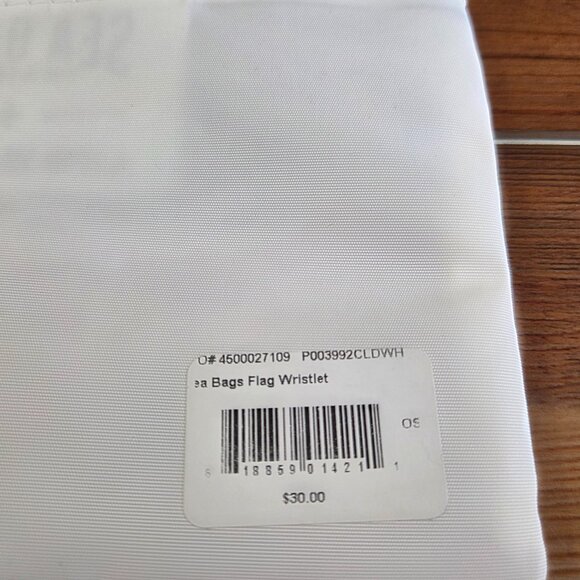 Life is Good and Sea Bags Wristlet- American Flag - Picture 5 of 6